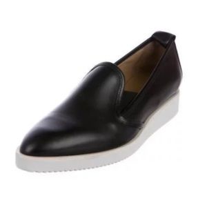 ✨🛍🔛SALE! Everlane Leather Point Slip-on Sneakers